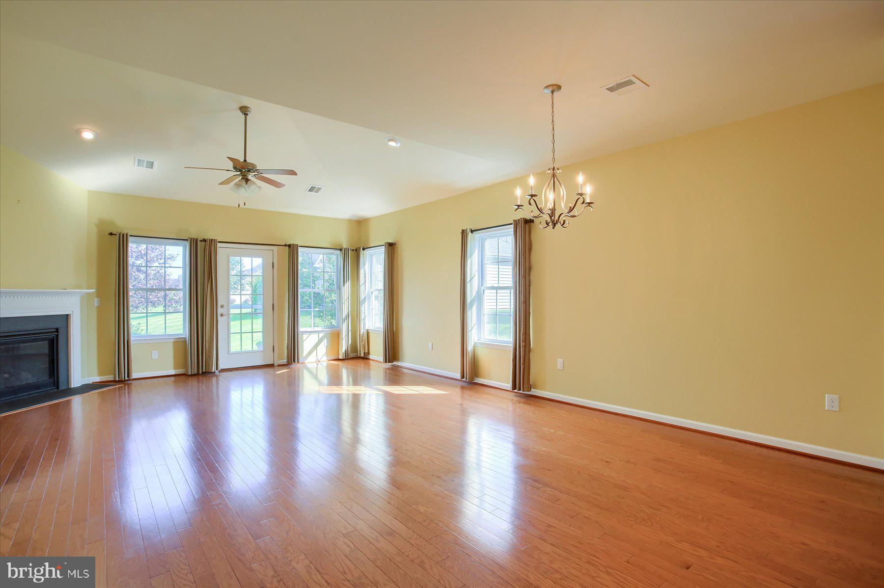 SILVER SPRING TOA - Residential