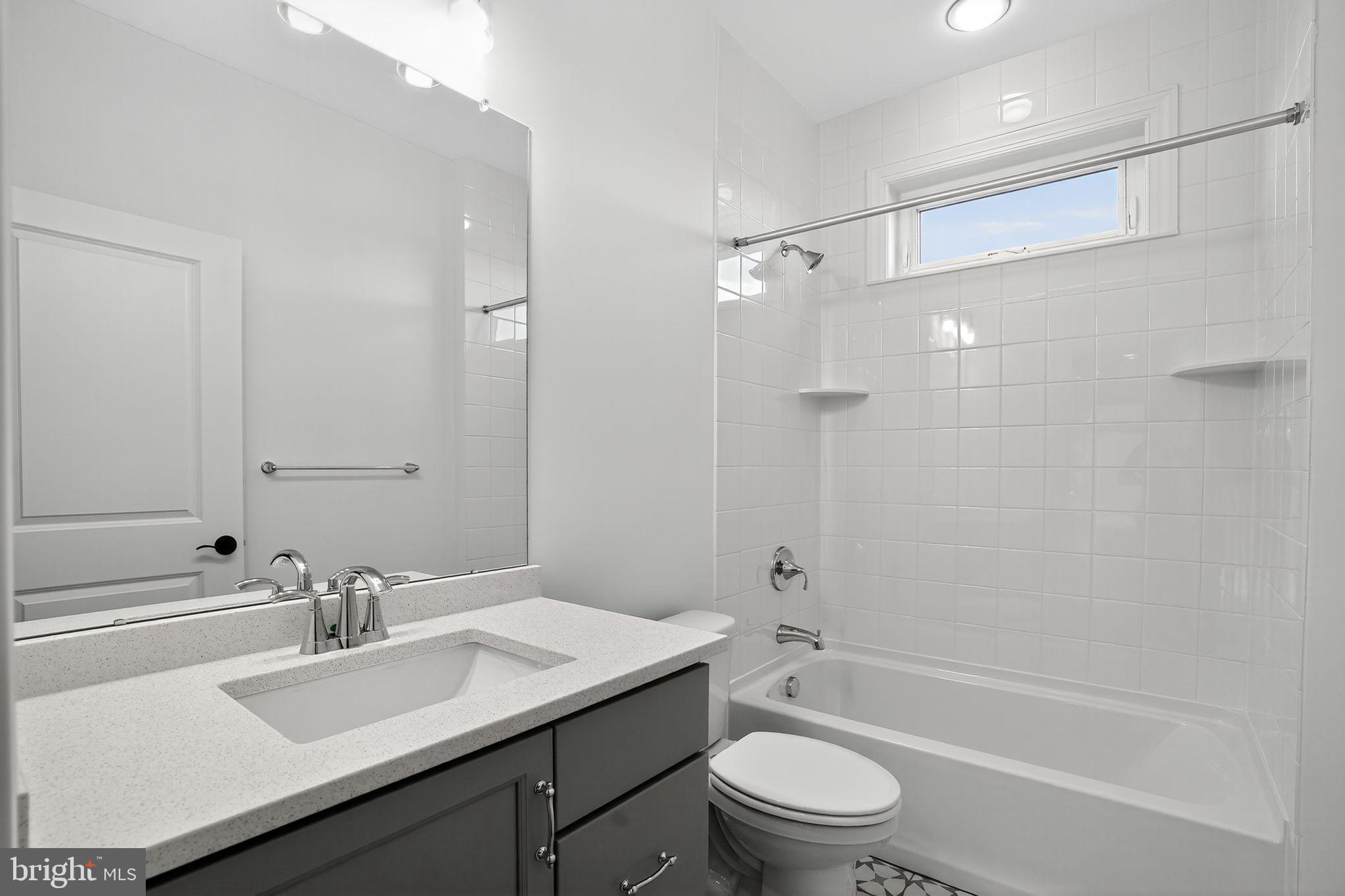 THE MEADOWS AT LONGVIEW - Residential