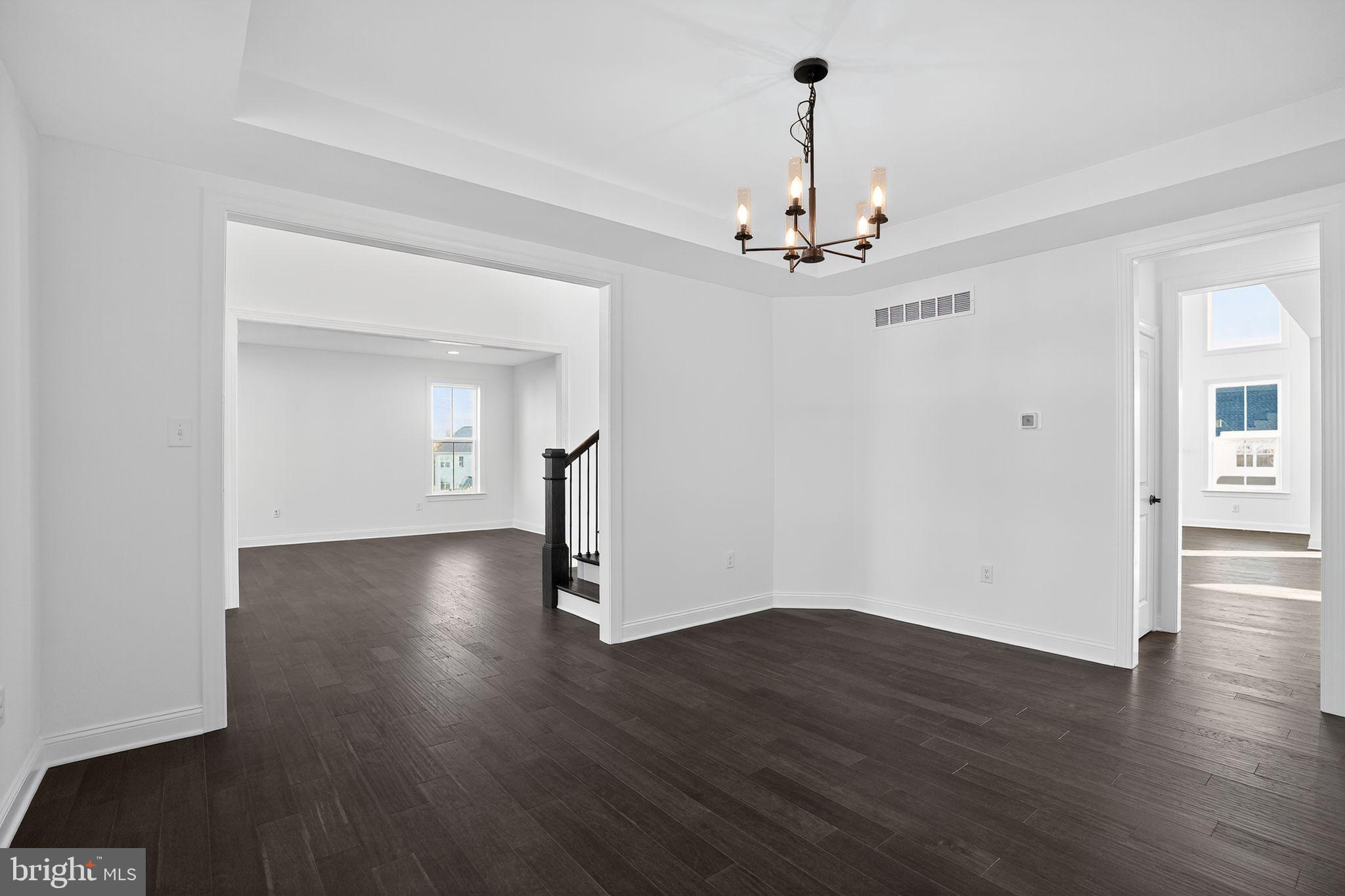 THE MEADOWS AT LONGVIEW - Residential