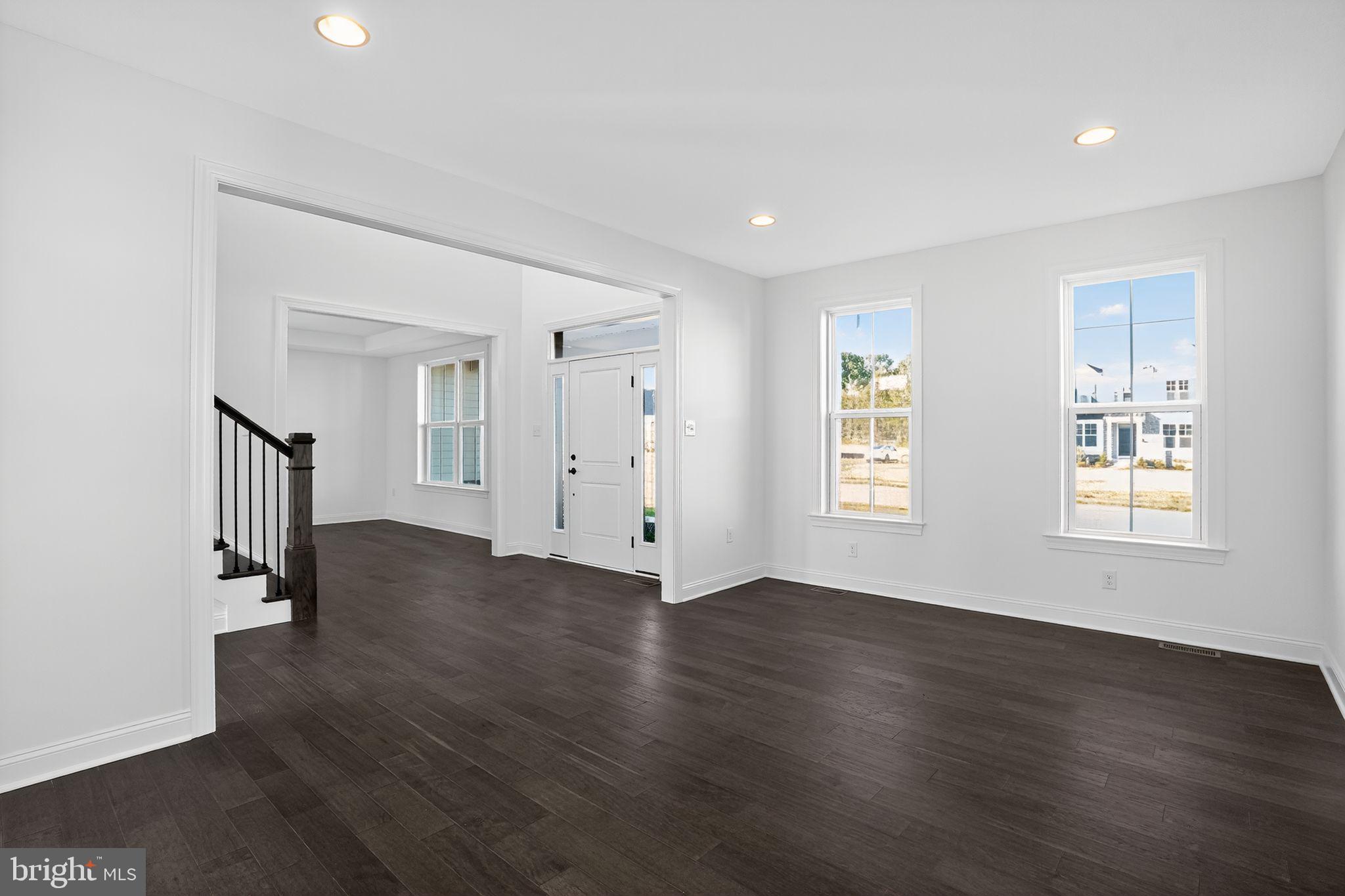 THE MEADOWS AT LONGVIEW - Residential