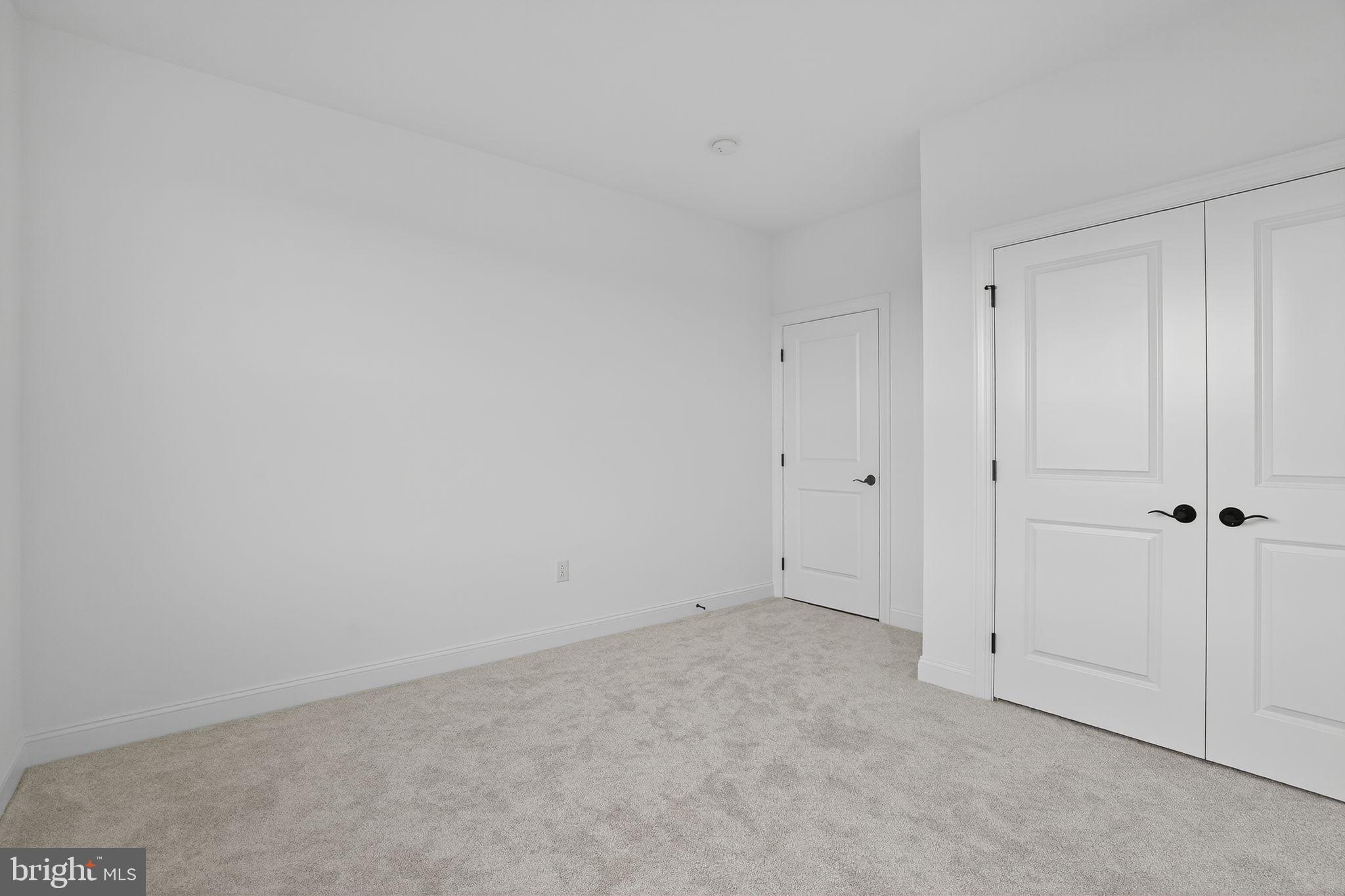 THE MEADOWS AT LONGVIEW - Residential