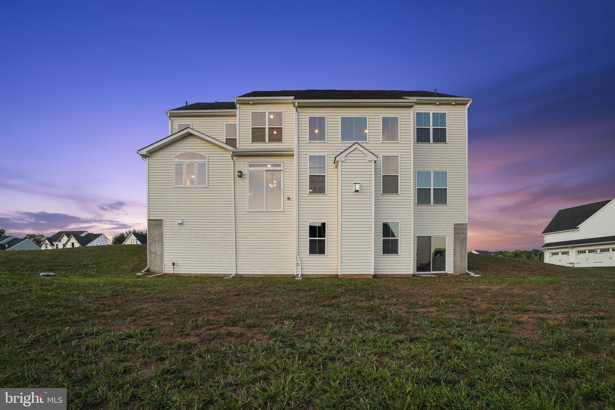 THE MEADOWS AT LONGVIEW - Residential