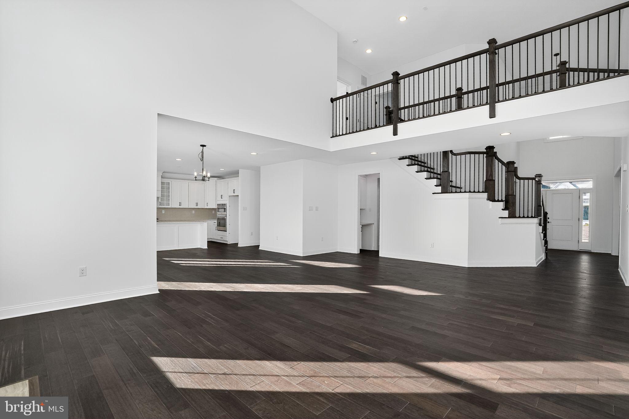 THE MEADOWS AT LONGVIEW - Residential