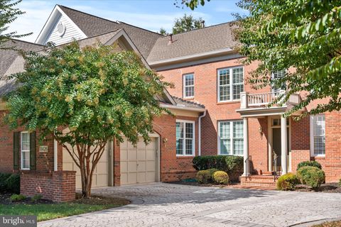 18426 LANIER ISLAND SQUARE LEESBURG VA 20176