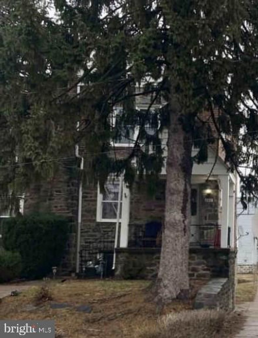 Built in 1940 and located in the Highland Park neighborhood, this attached townhouse offers approximately 1152 finished square feet, three bedrooms and one full bath, full finished basement, covered front porch and sits on an approximate 1742 sqft lot.