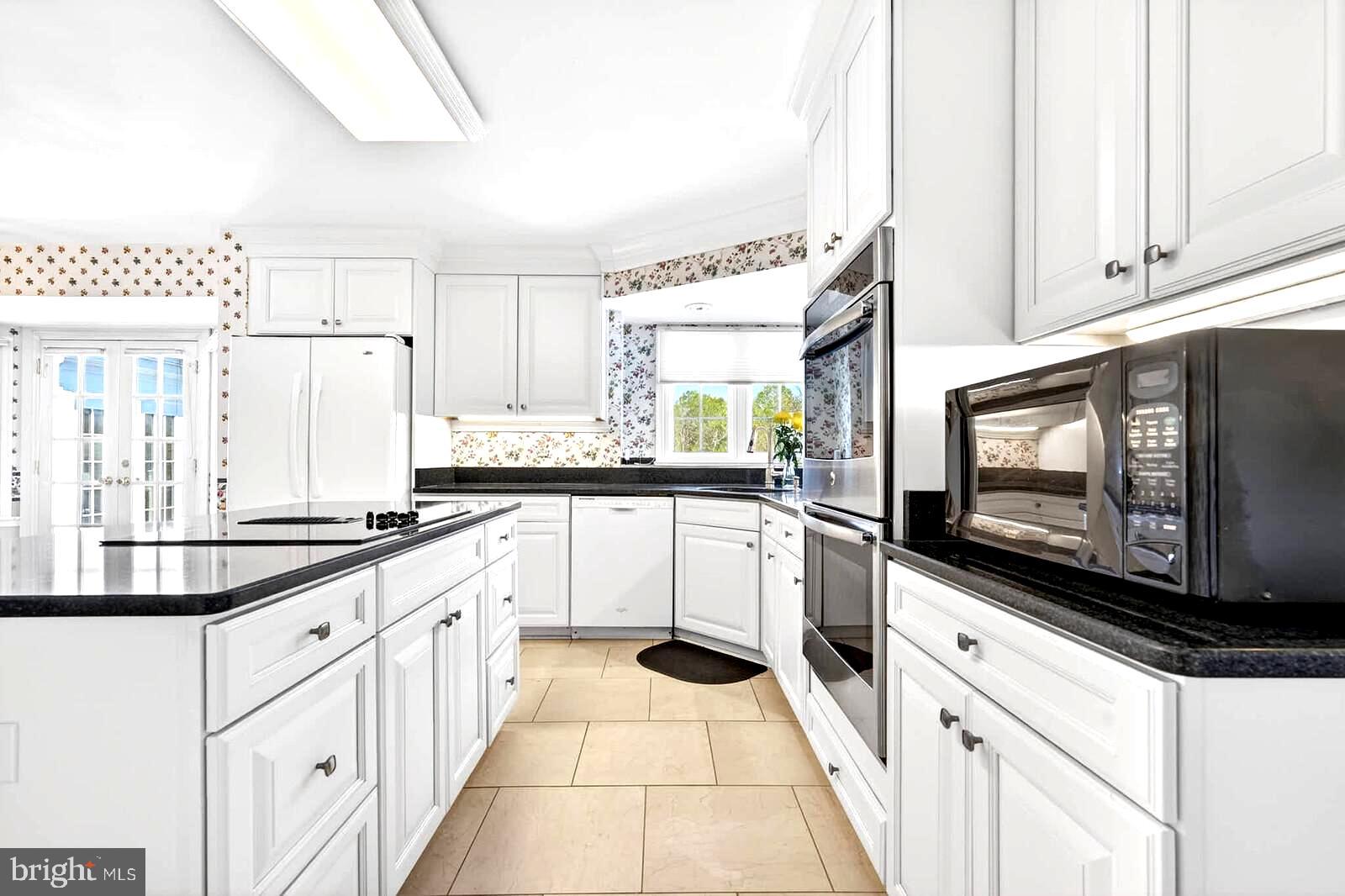 BERRYLAND FARM - Residential