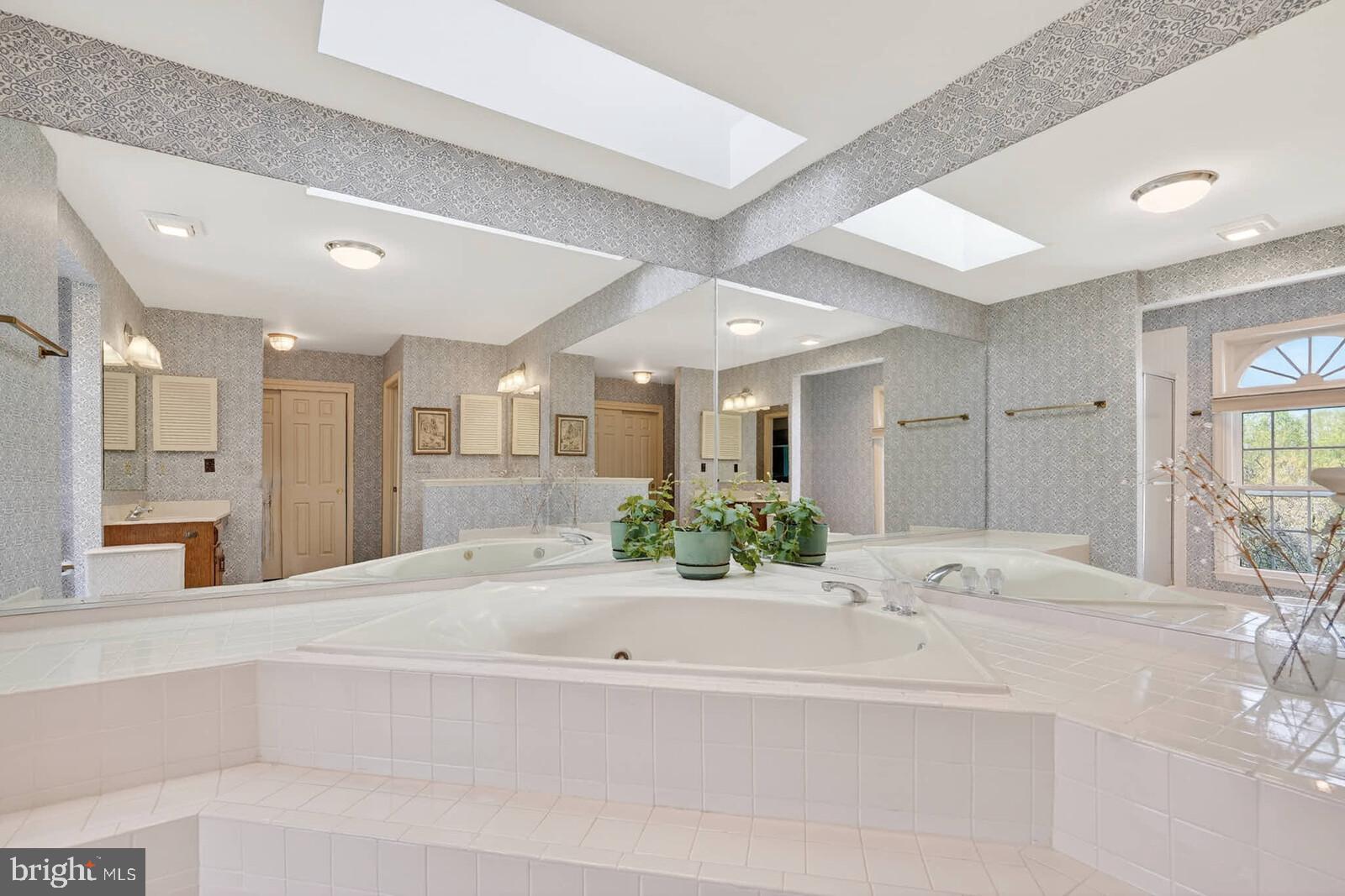 BERRYLAND FARM - Residential