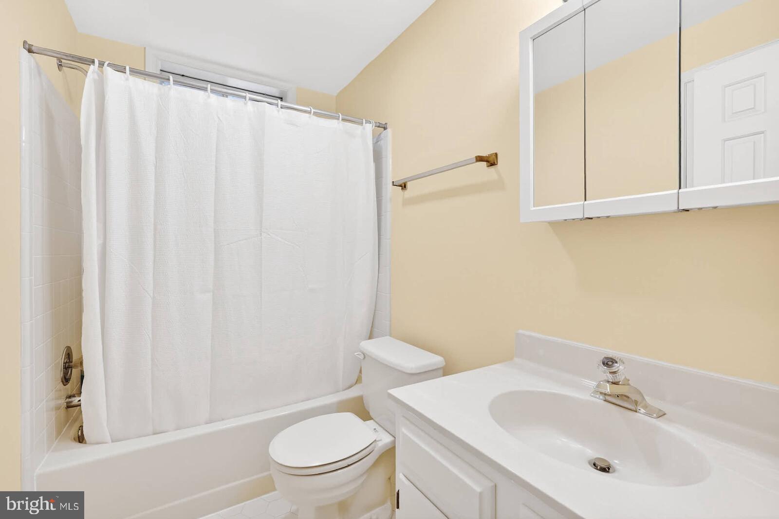 BERRYLAND FARM - Residential