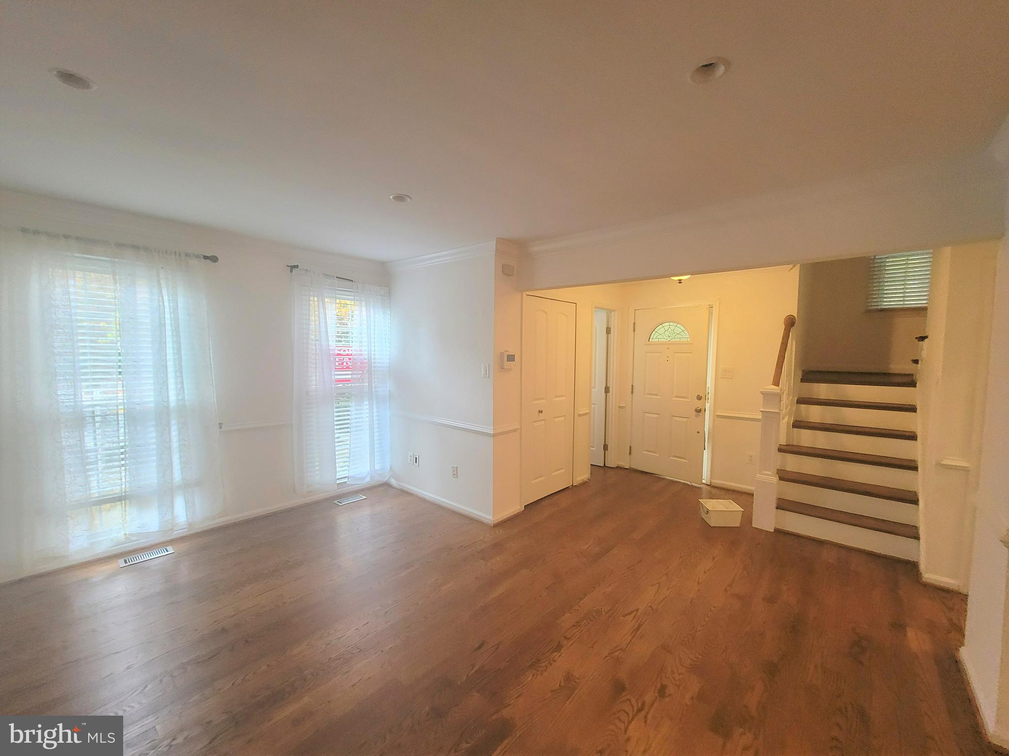 9446 CLOVERDALE COURT
