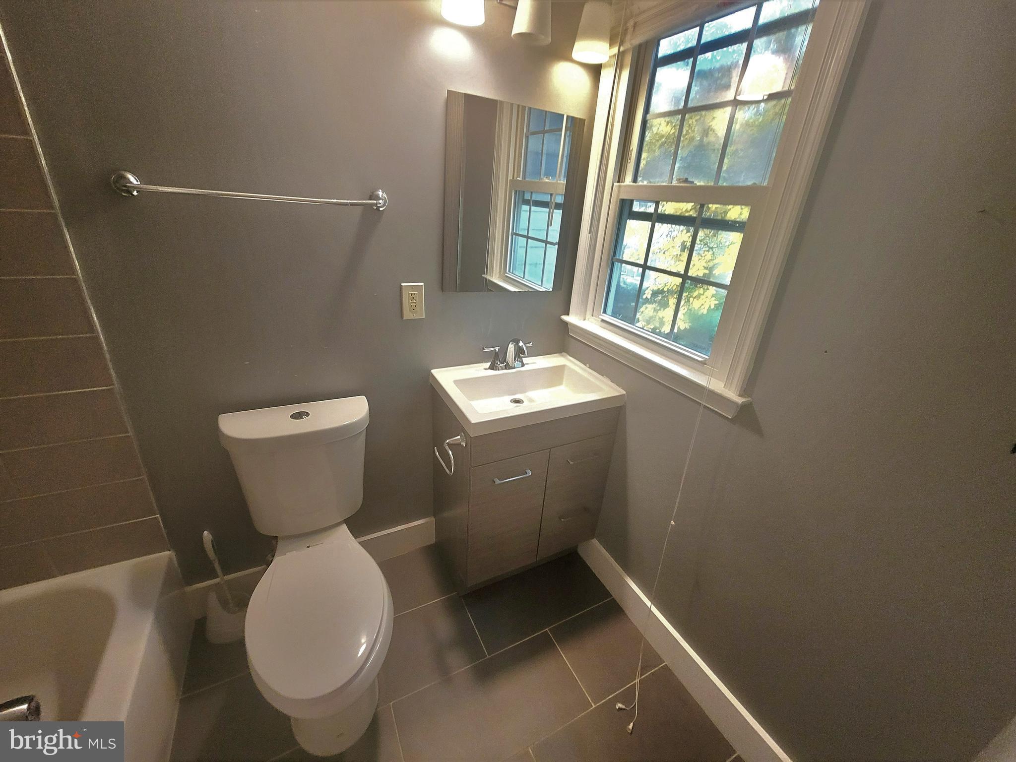 OLD MILL COMMUNITY - Residential Lease