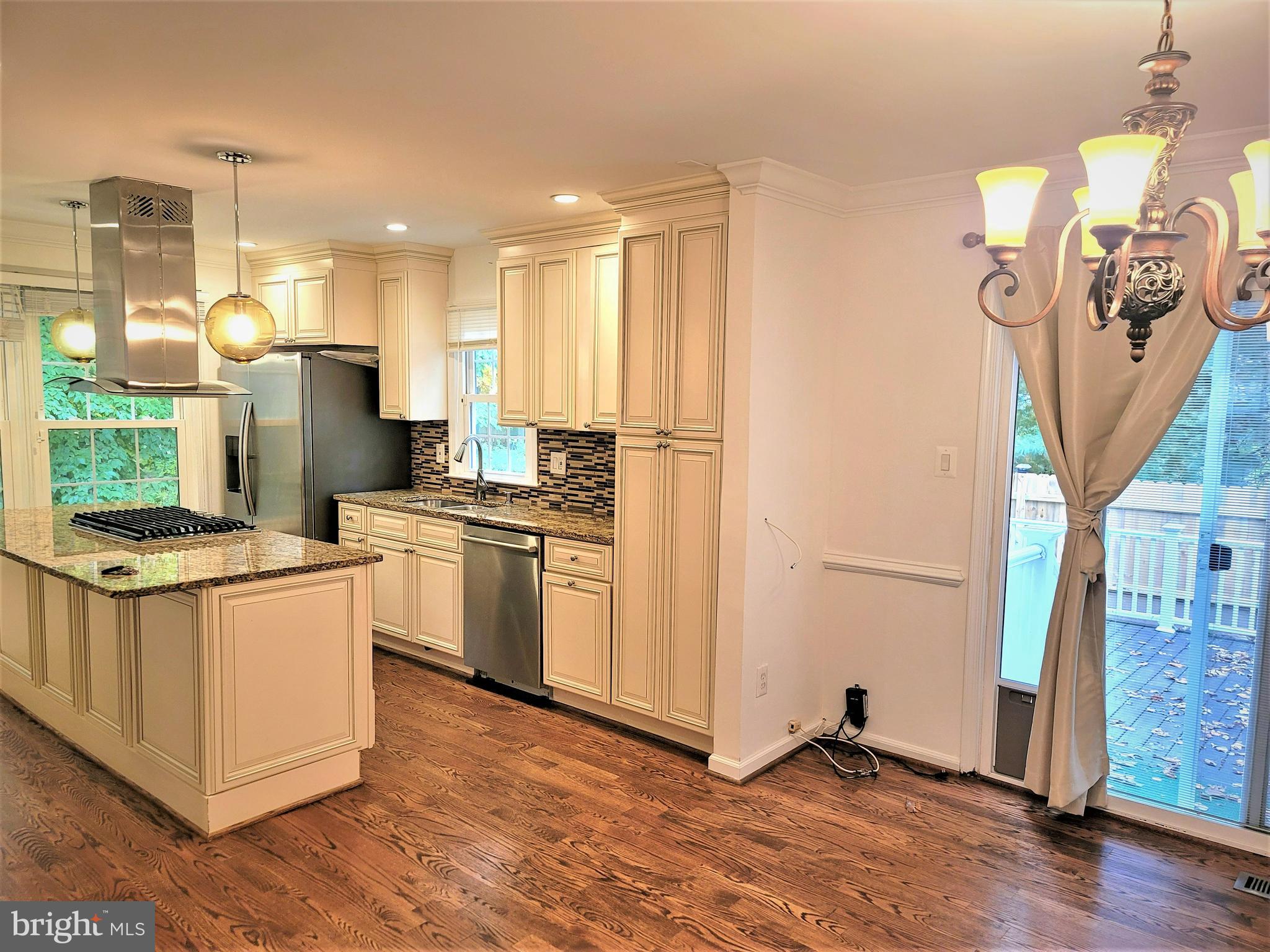 9446 CLOVERDALE COURT