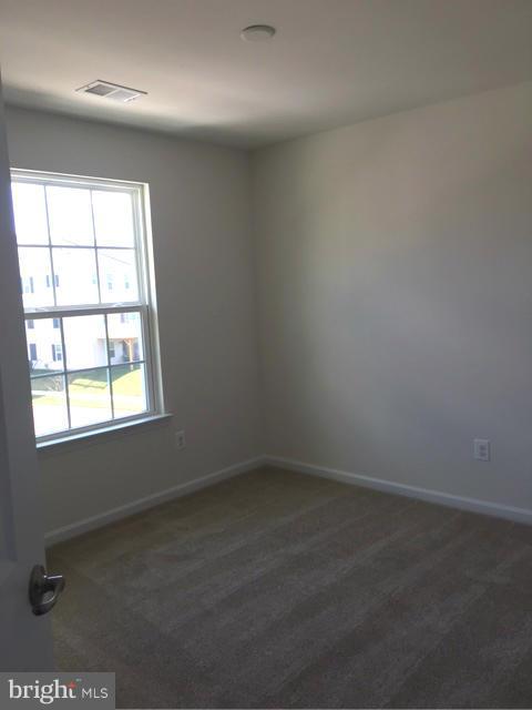 WENTWORTH GREEN - Residential Lease