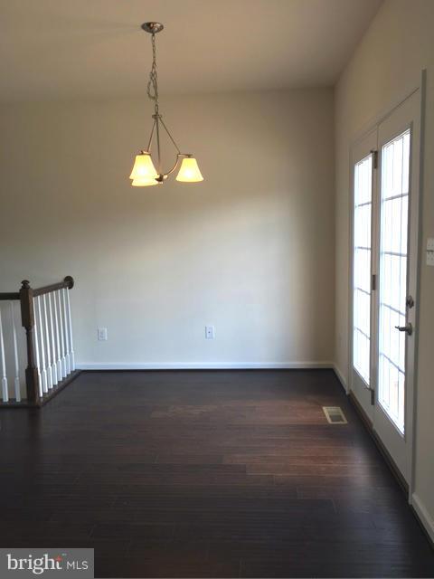 WENTWORTH GREEN - Residential Lease