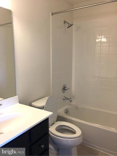 WENTWORTH GREEN - Residential Lease