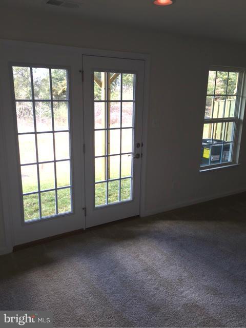 WENTWORTH GREEN - Residential Lease