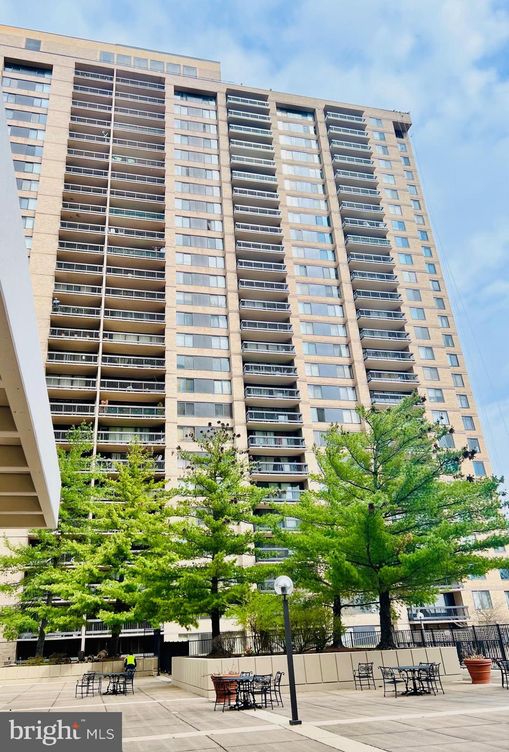 3701 S GEORGE MASON DRIVE 1604N