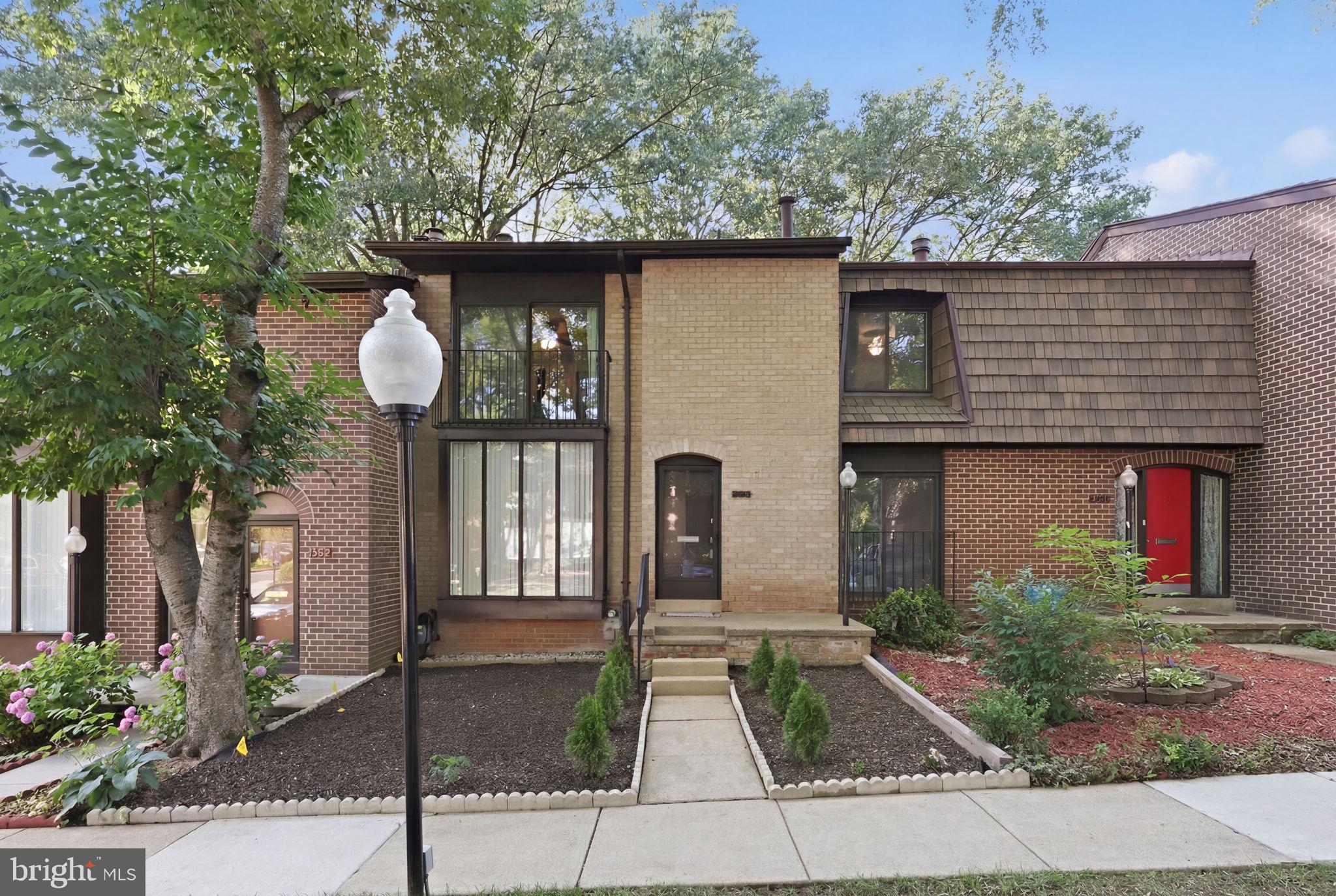 4936 SAUQUOIT LANE