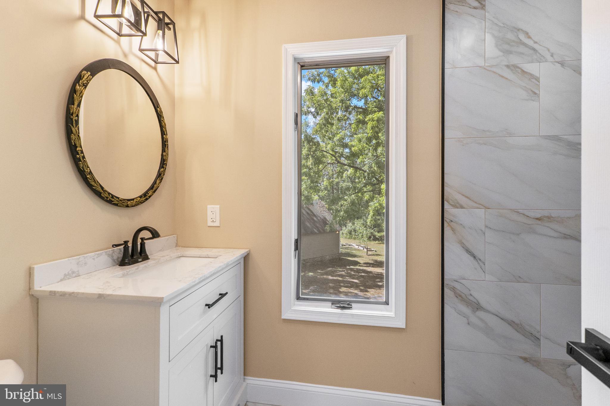 BARNESVILLE OUTSIDE - Residential