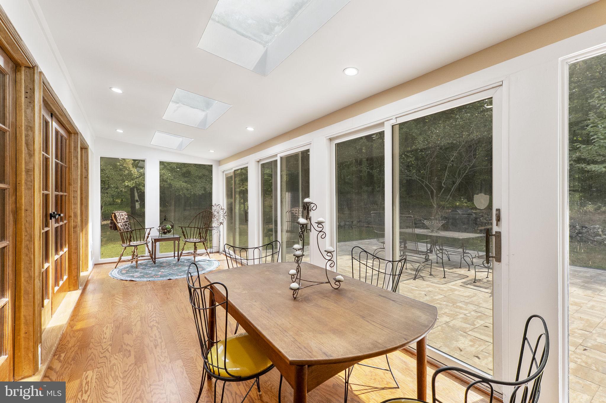 BARNESVILLE OUTSIDE - Residential