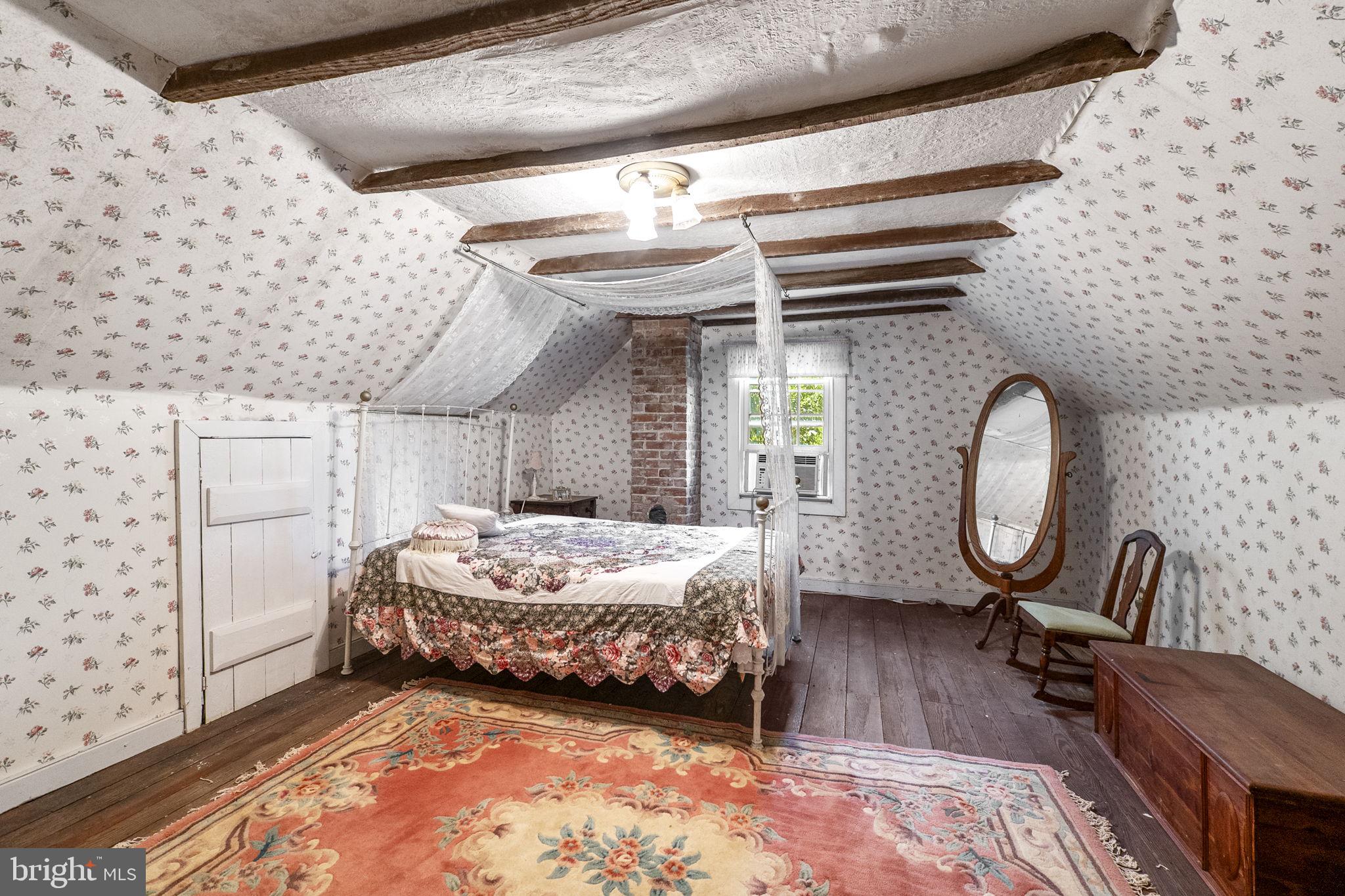 BARNESVILLE OUTSIDE - Residential