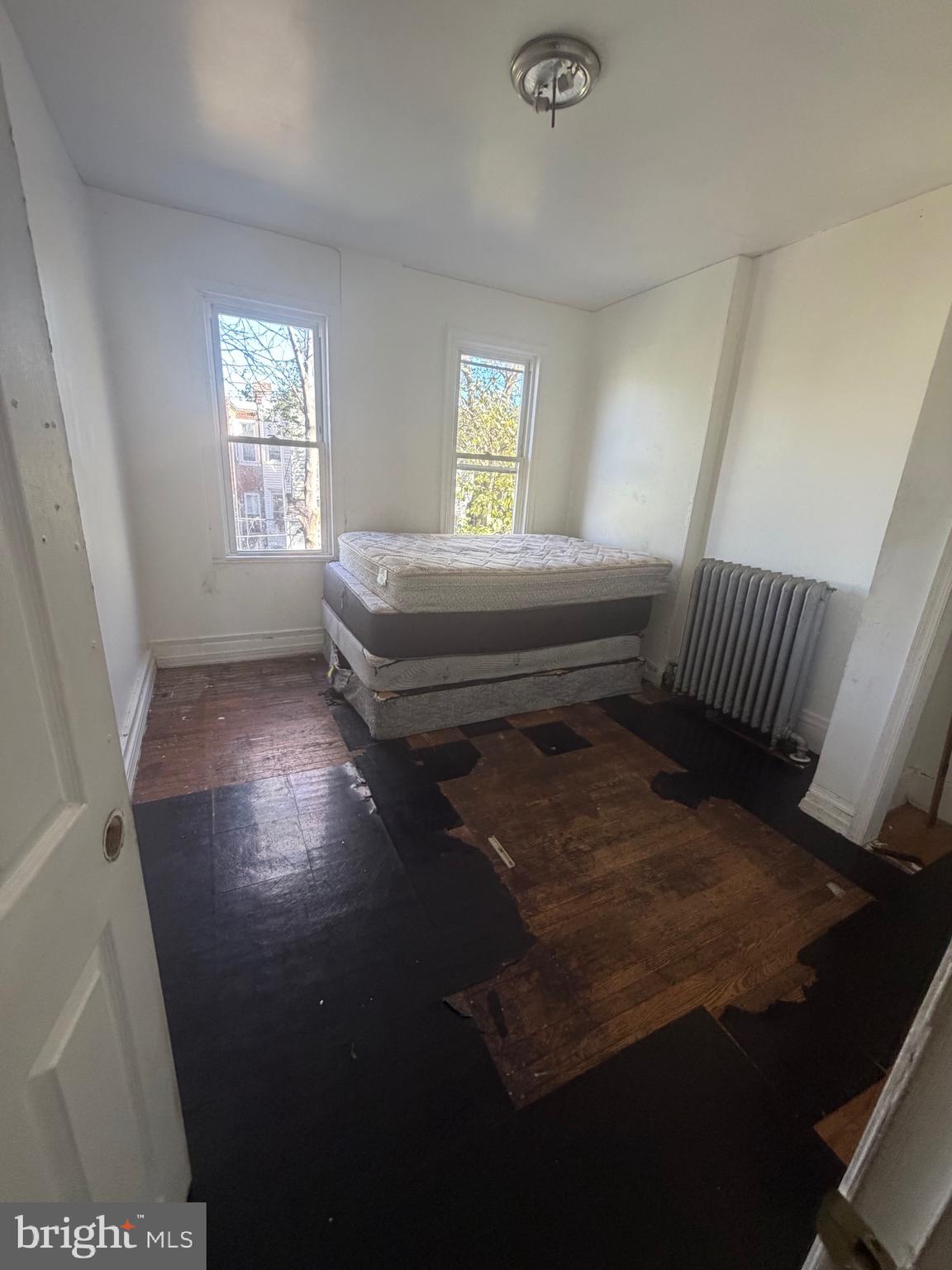 KENSINGTON - Residential