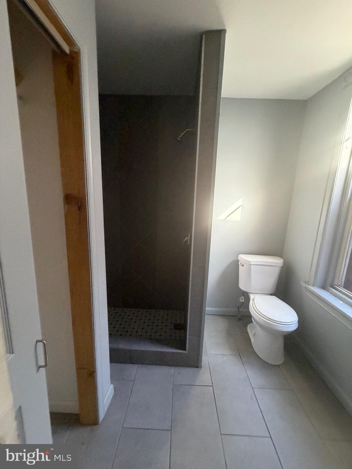 KENSINGTON - Residential