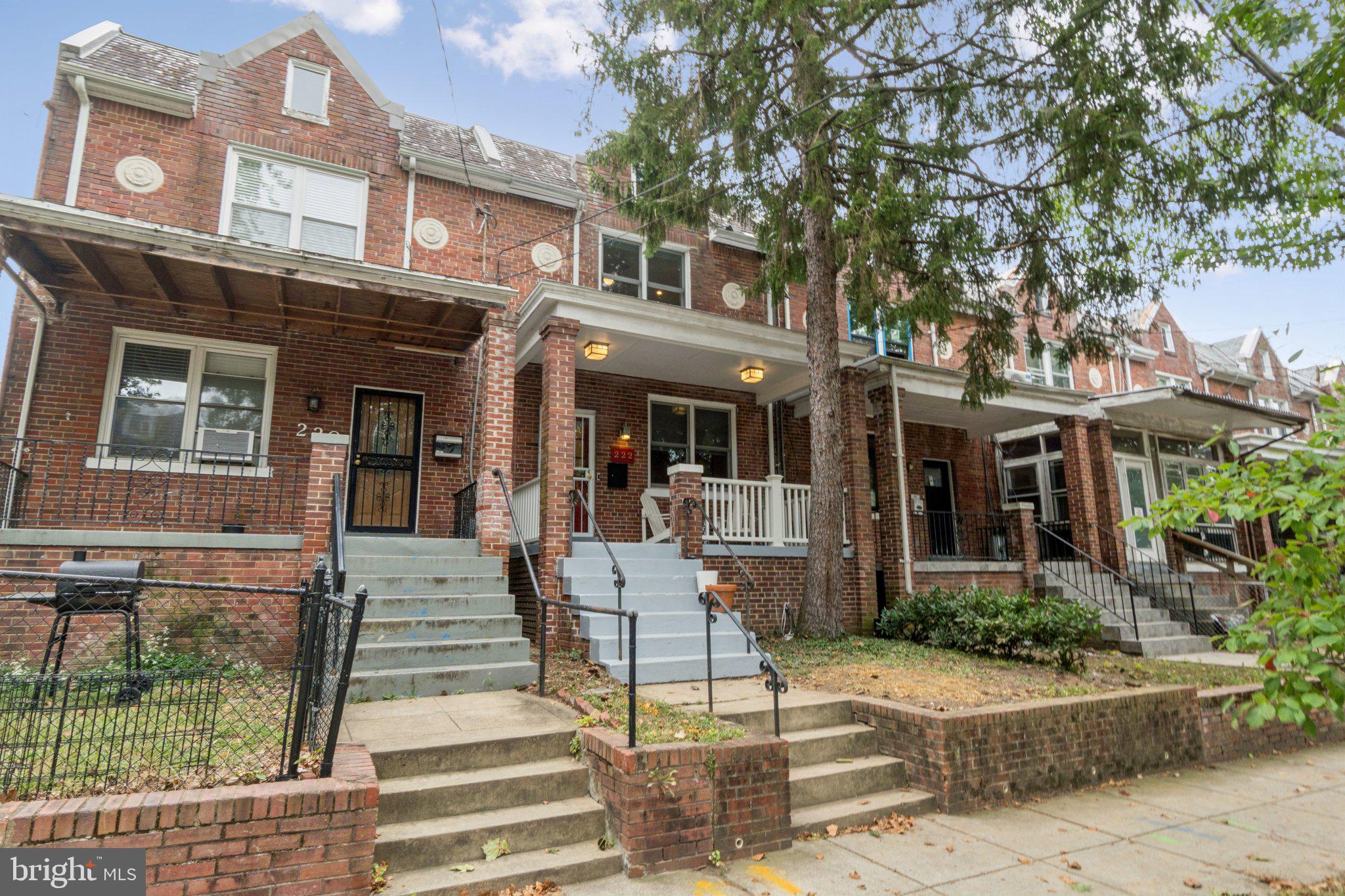 222 LONGFELLOW STREET NW