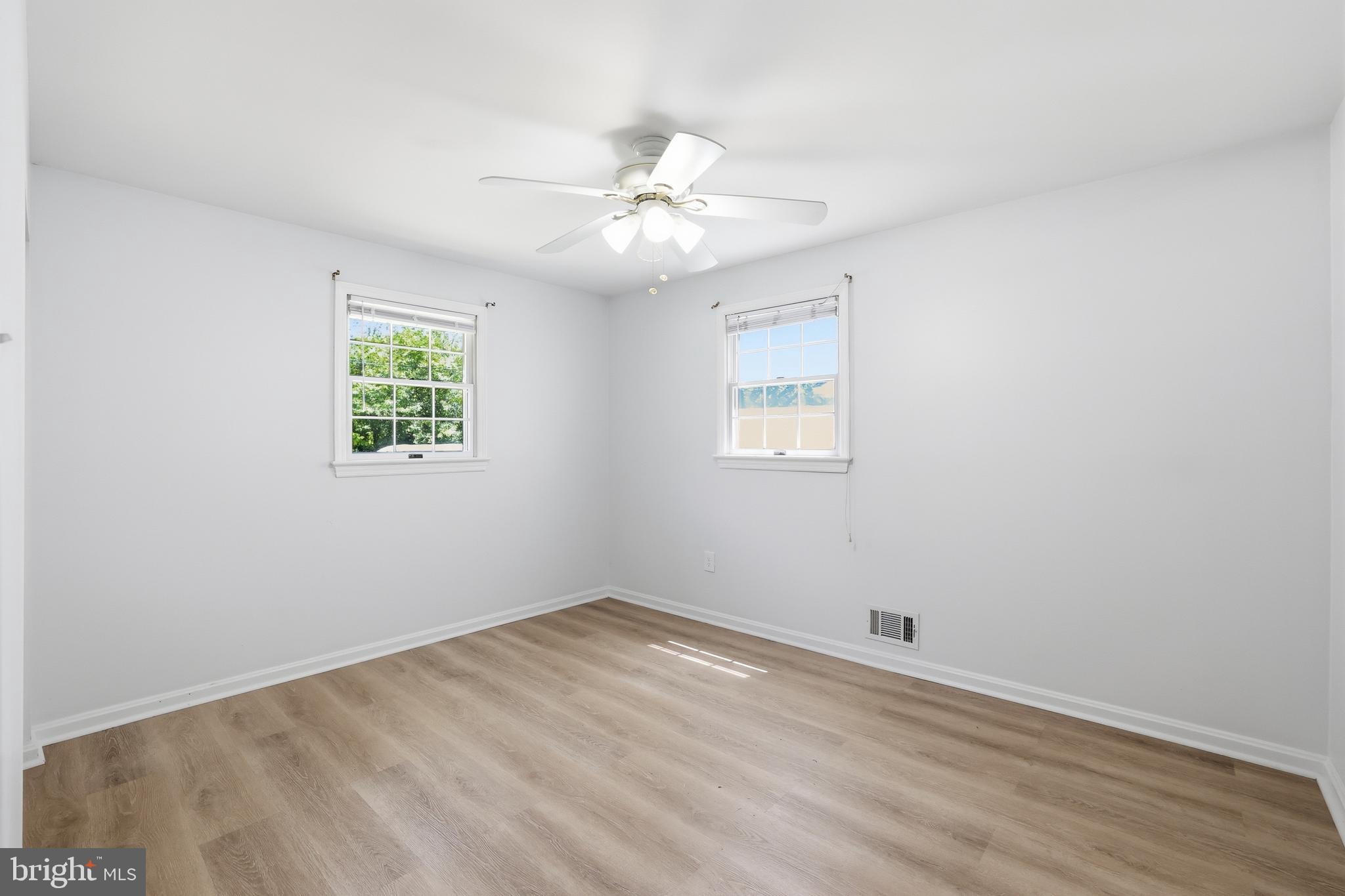 HYATTSVILLE - Residential