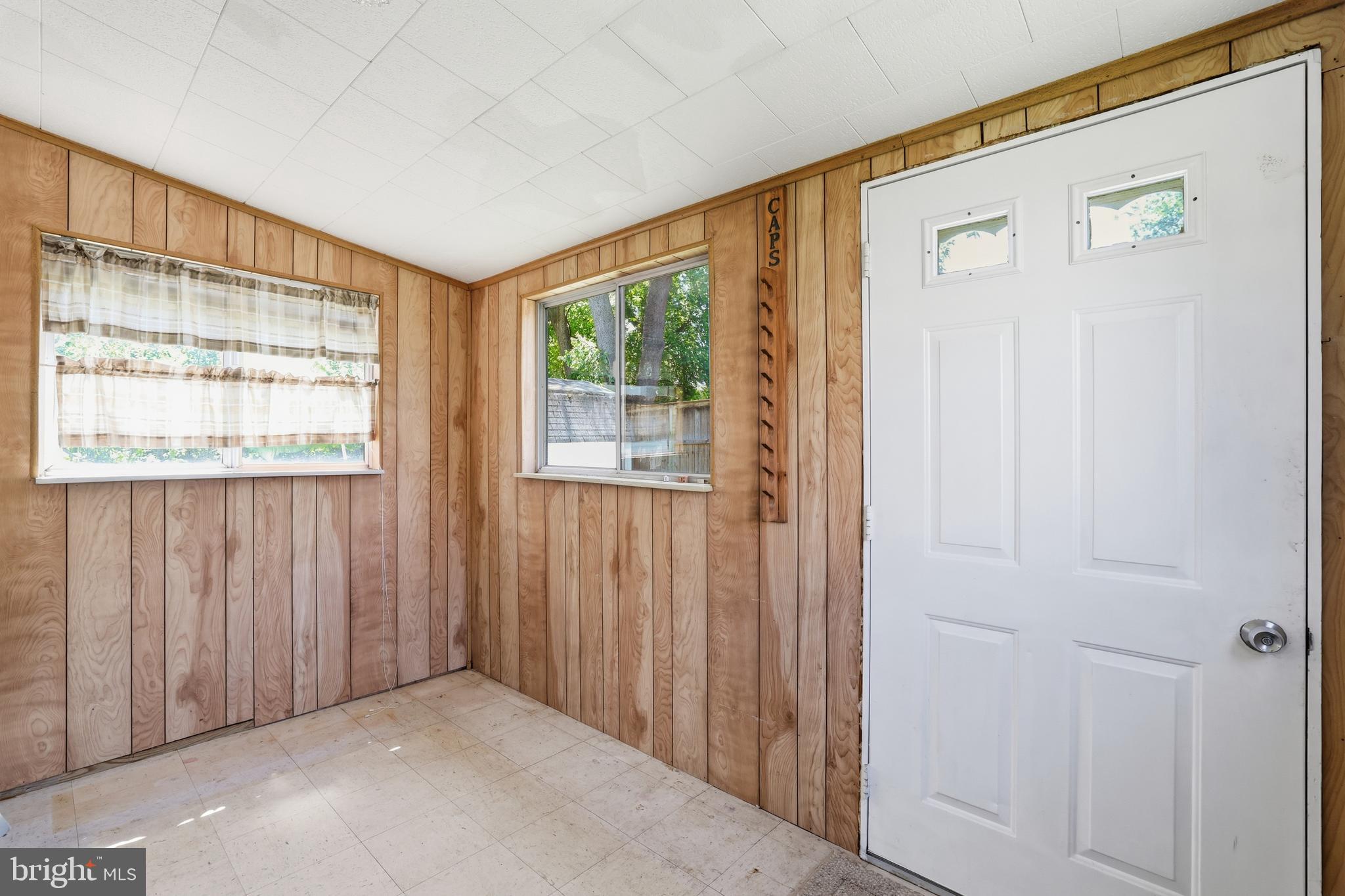 HYATTSVILLE - Residential