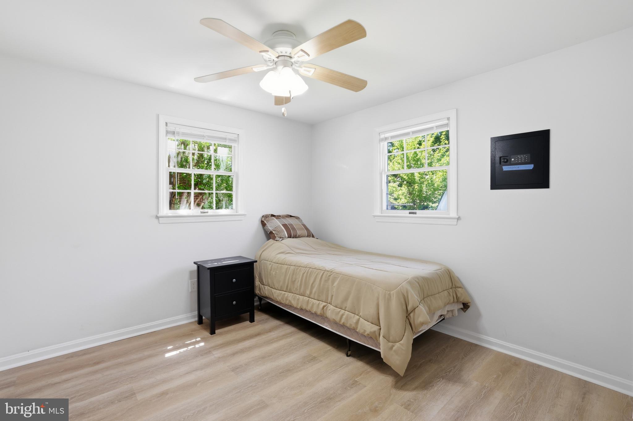 HYATTSVILLE - Residential