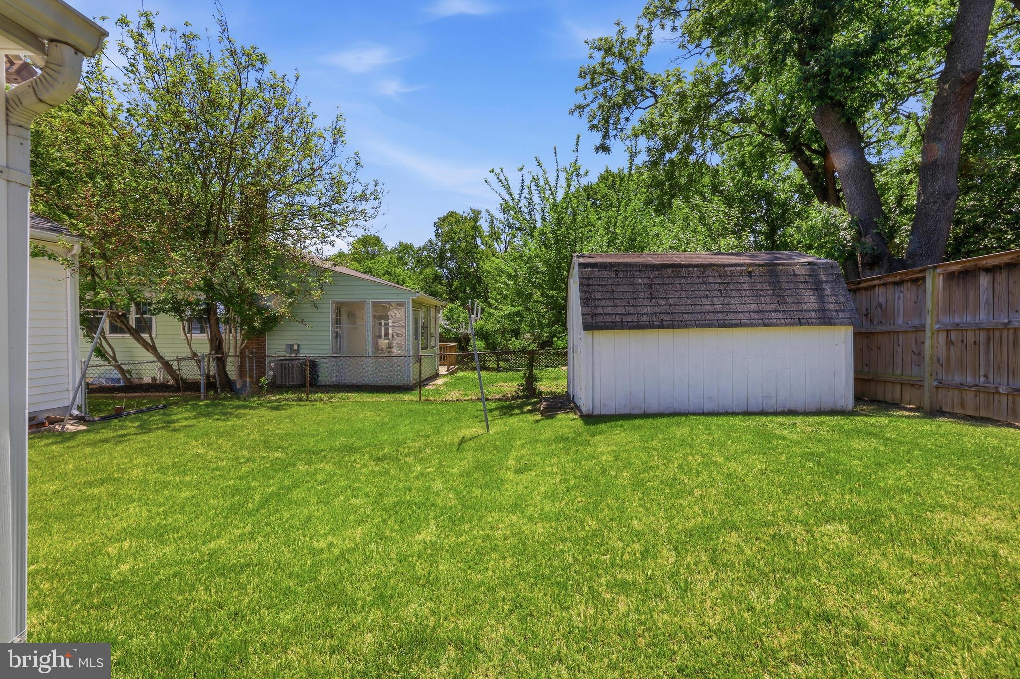 HYATTSVILLE - Residential
