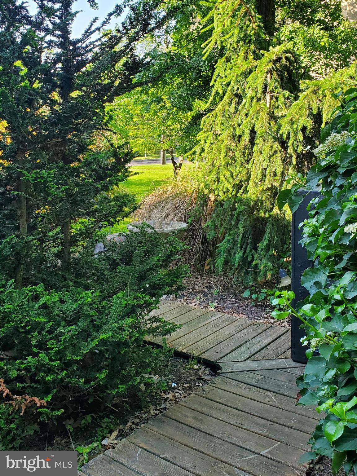 ABINGTON WOODS - Residential