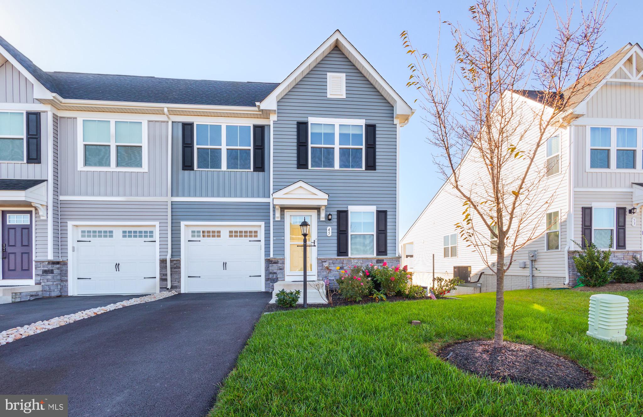 ARCADIA NORTH - Residential