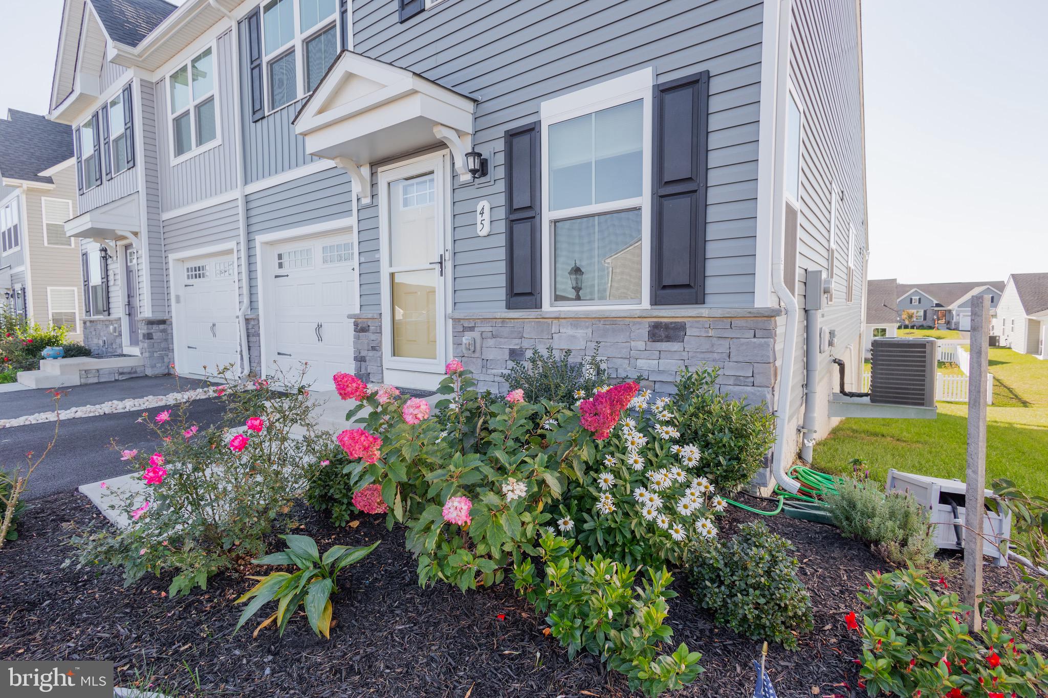 ARCADIA NORTH - Residential