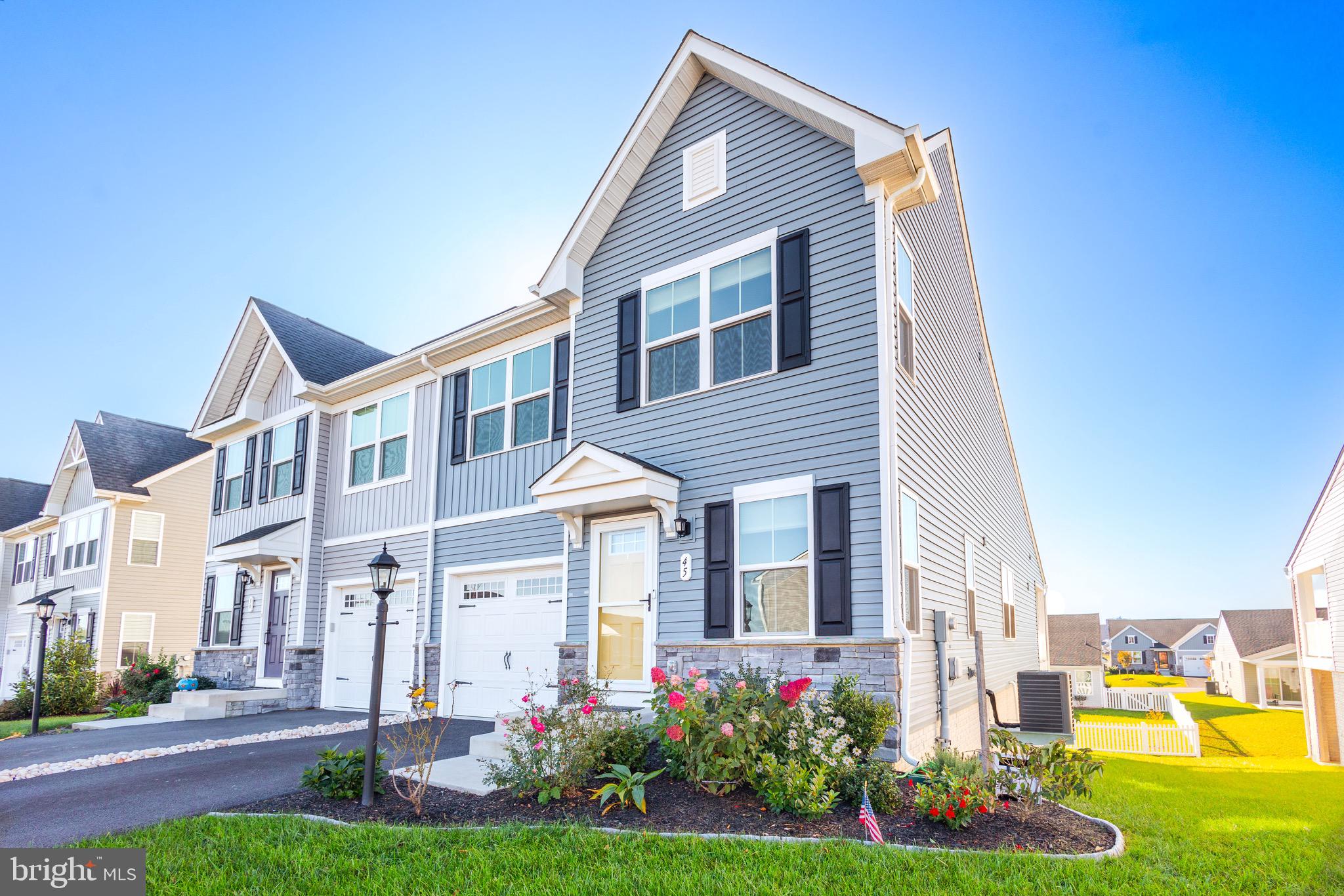 ARCADIA NORTH - Residential