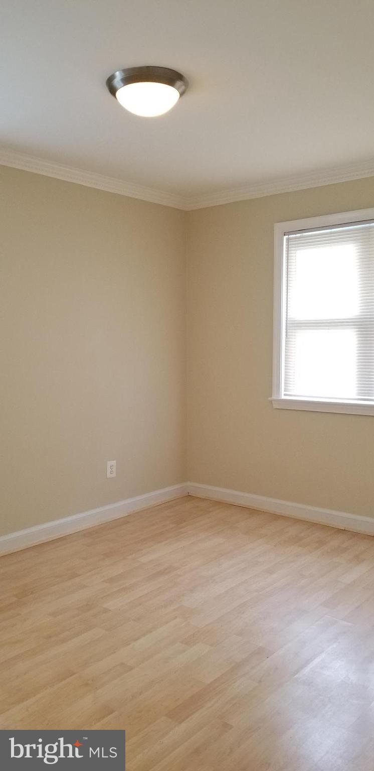 PT ROCKVILLE TWN RES 1 - Residential Lease