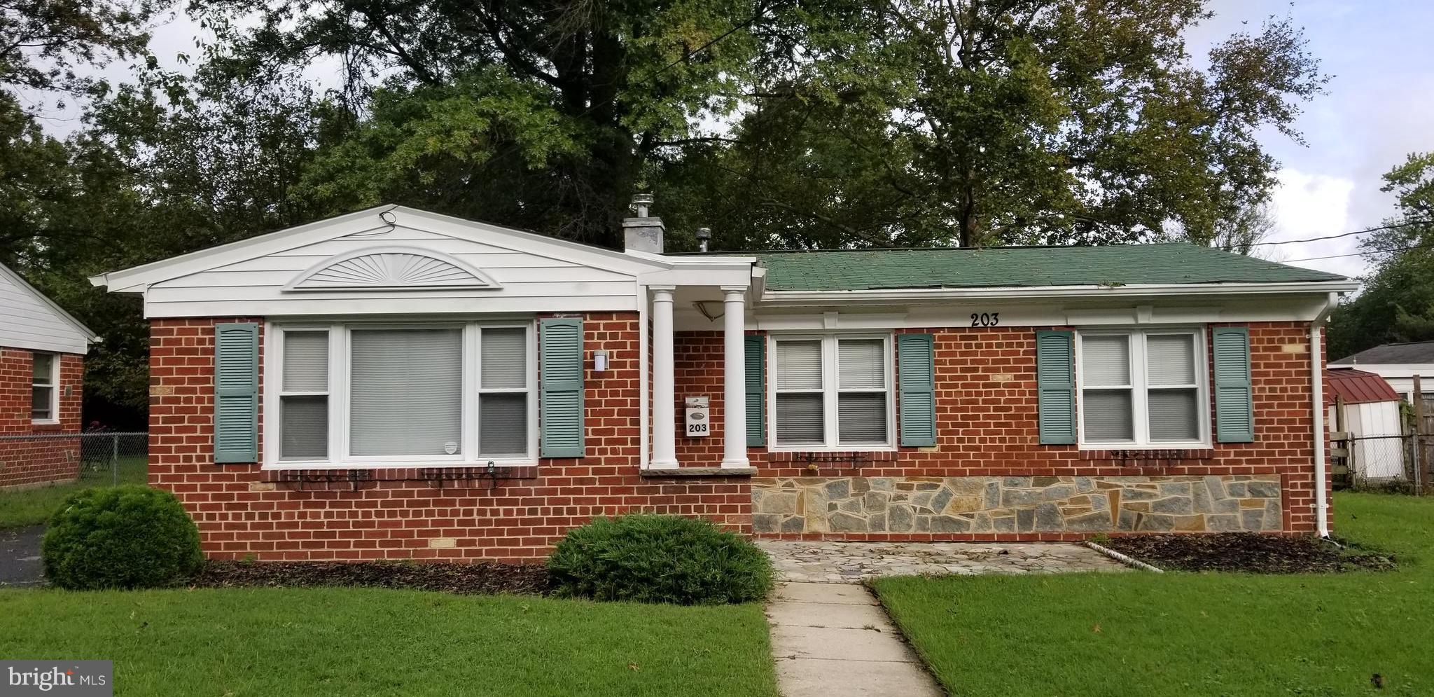 PT ROCKVILLE TWN RES 1 - Residential Lease