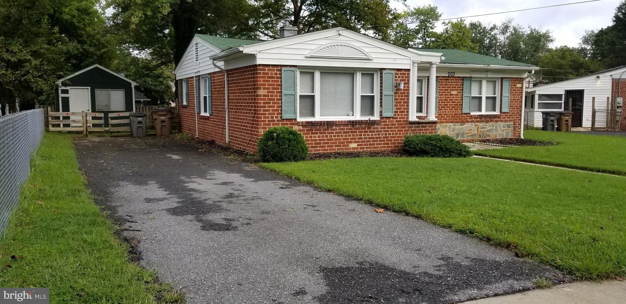 PT ROCKVILLE TWN RES 1 - Residential Lease