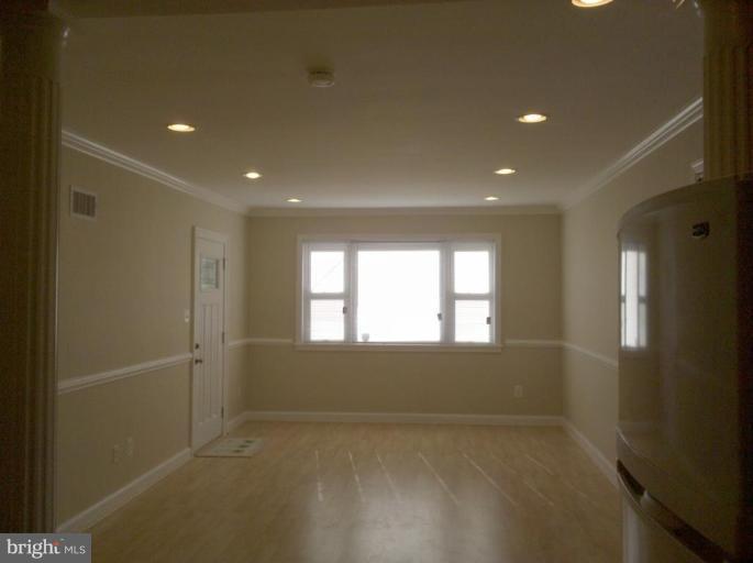 PT ROCKVILLE TWN RES 1 - Residential Lease