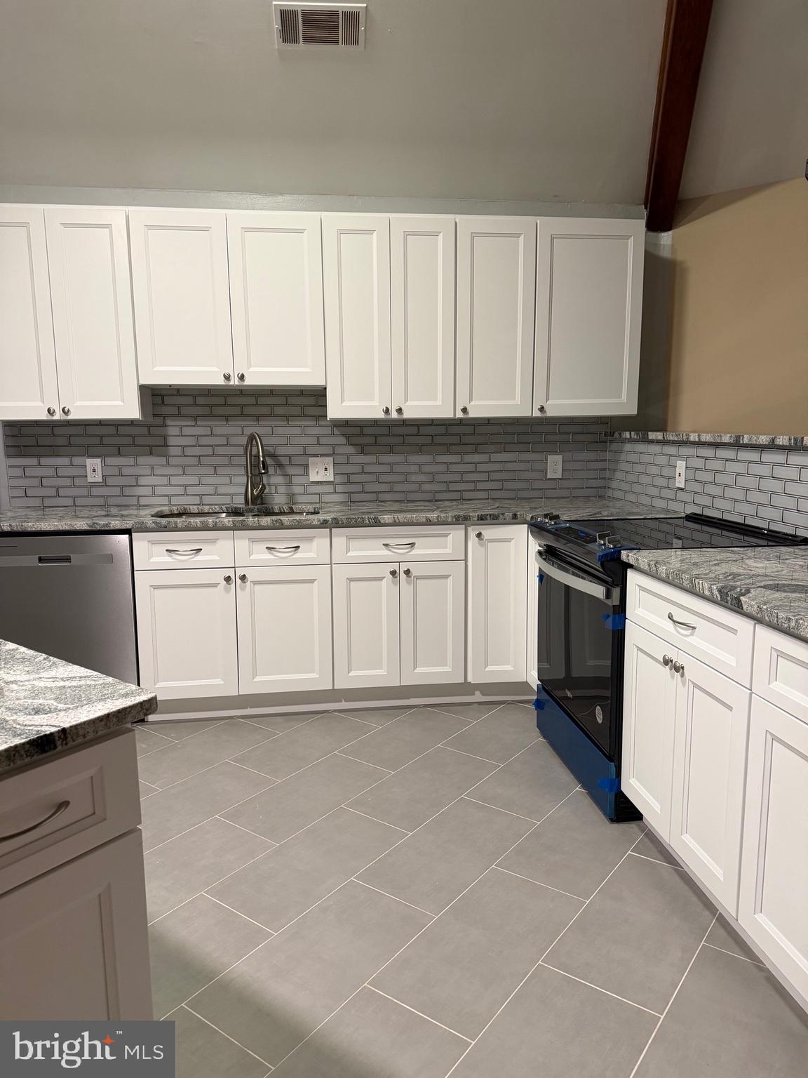 SWANSON ESTATES - Farm