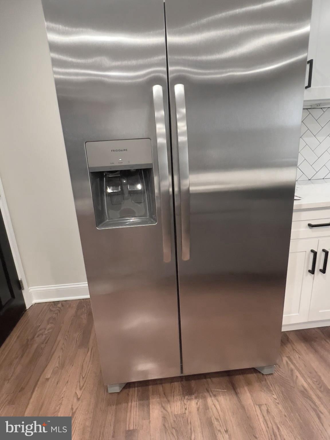 IDLEWOOD - Residential Lease