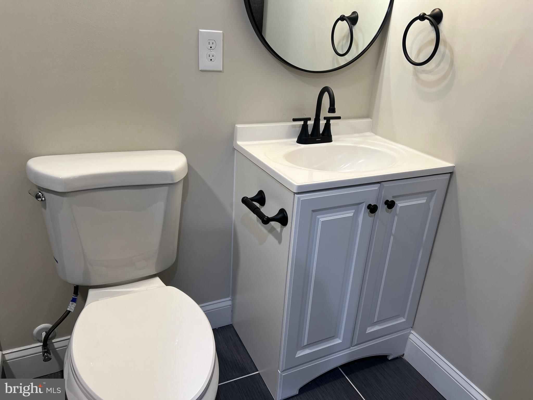 IDLEWOOD - Residential Lease