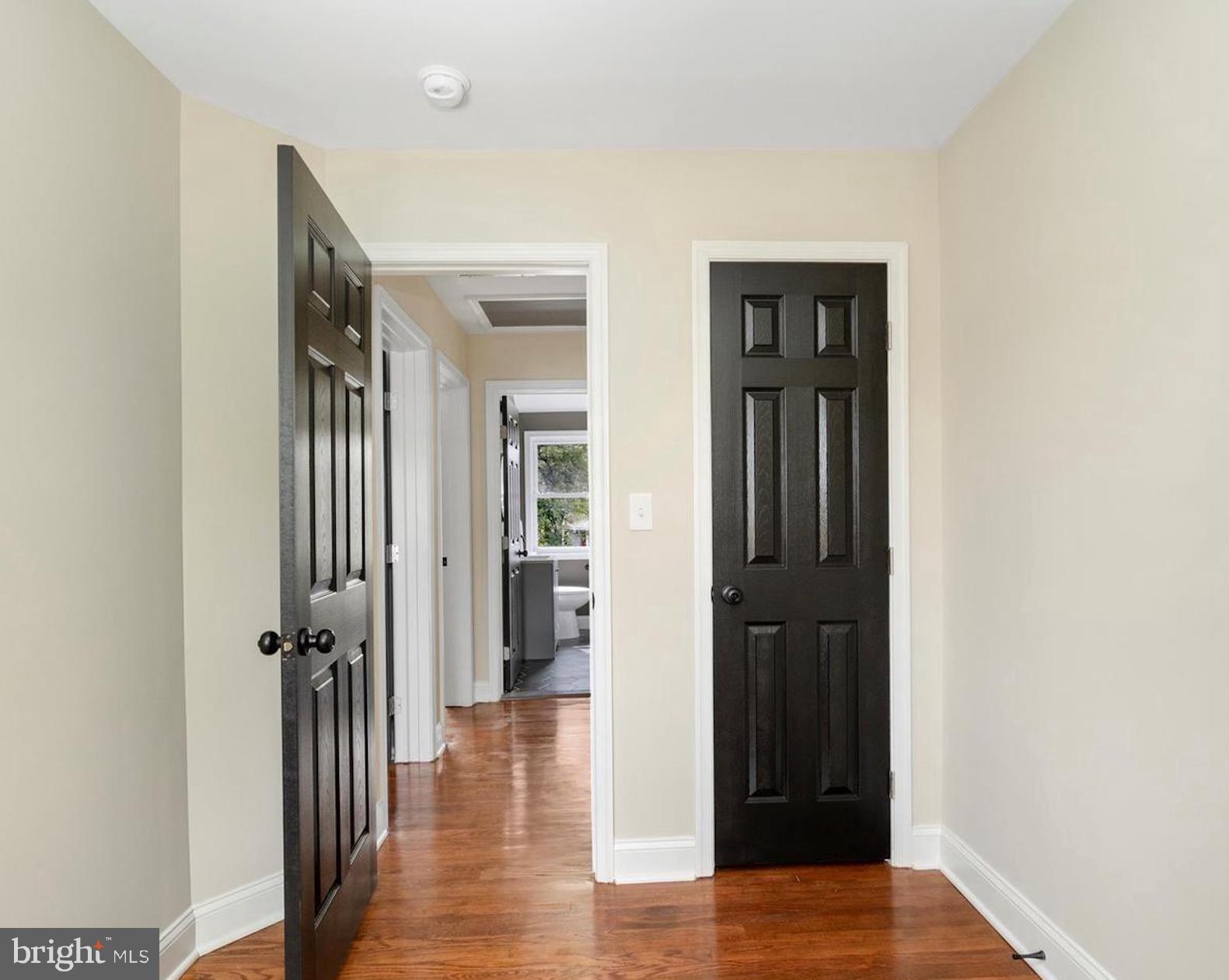 IDLEWOOD - Residential Lease