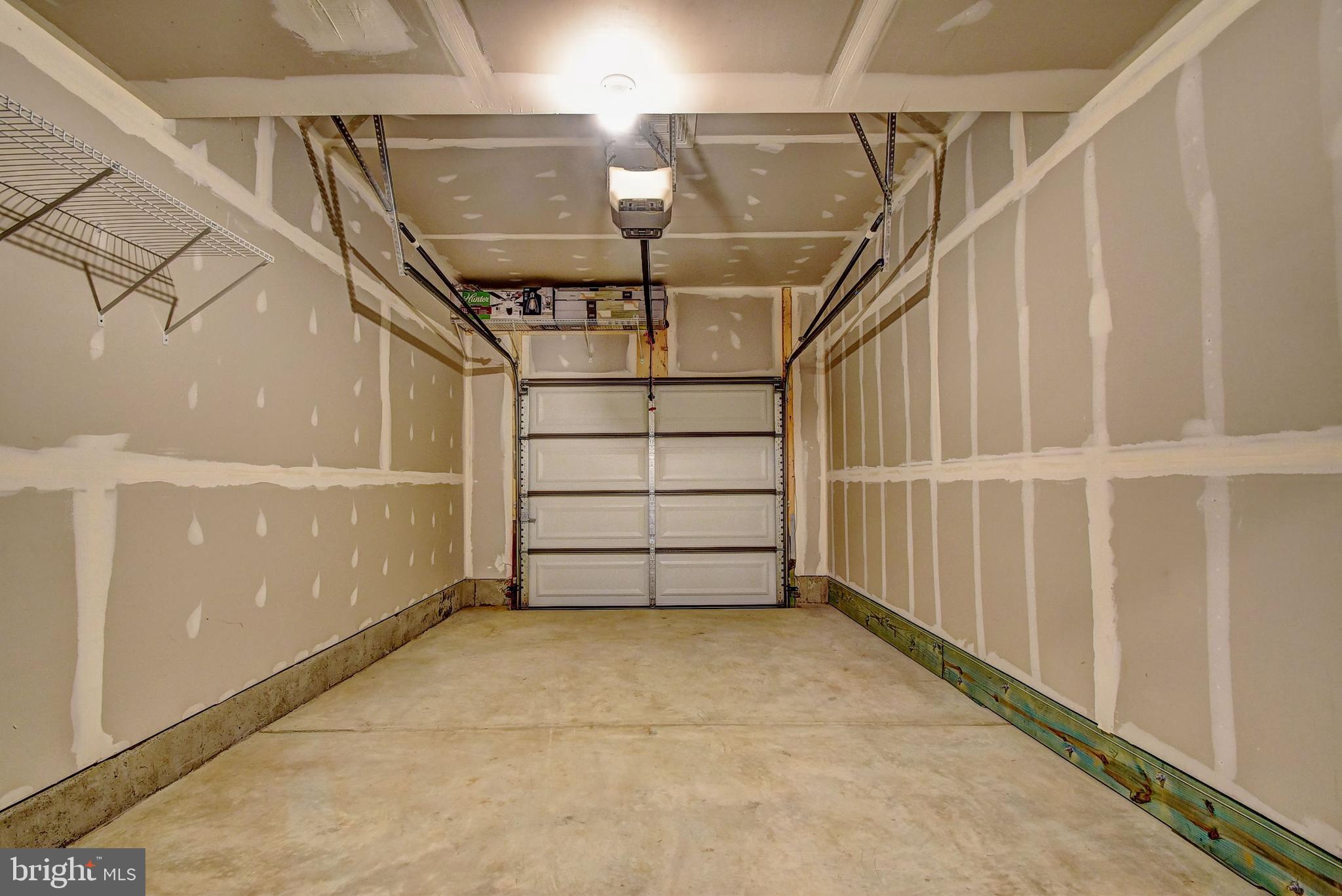 ARROWOOD - Residential Lease