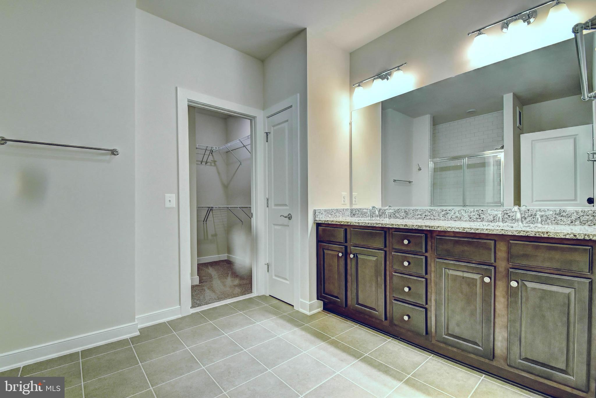 ARROWOOD - Residential Lease