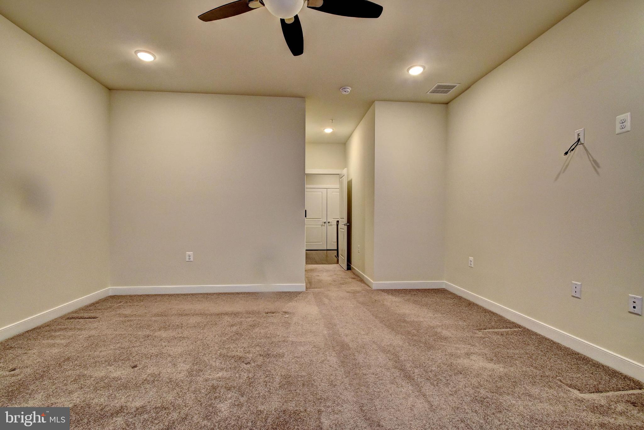 ARROWOOD - Residential Lease