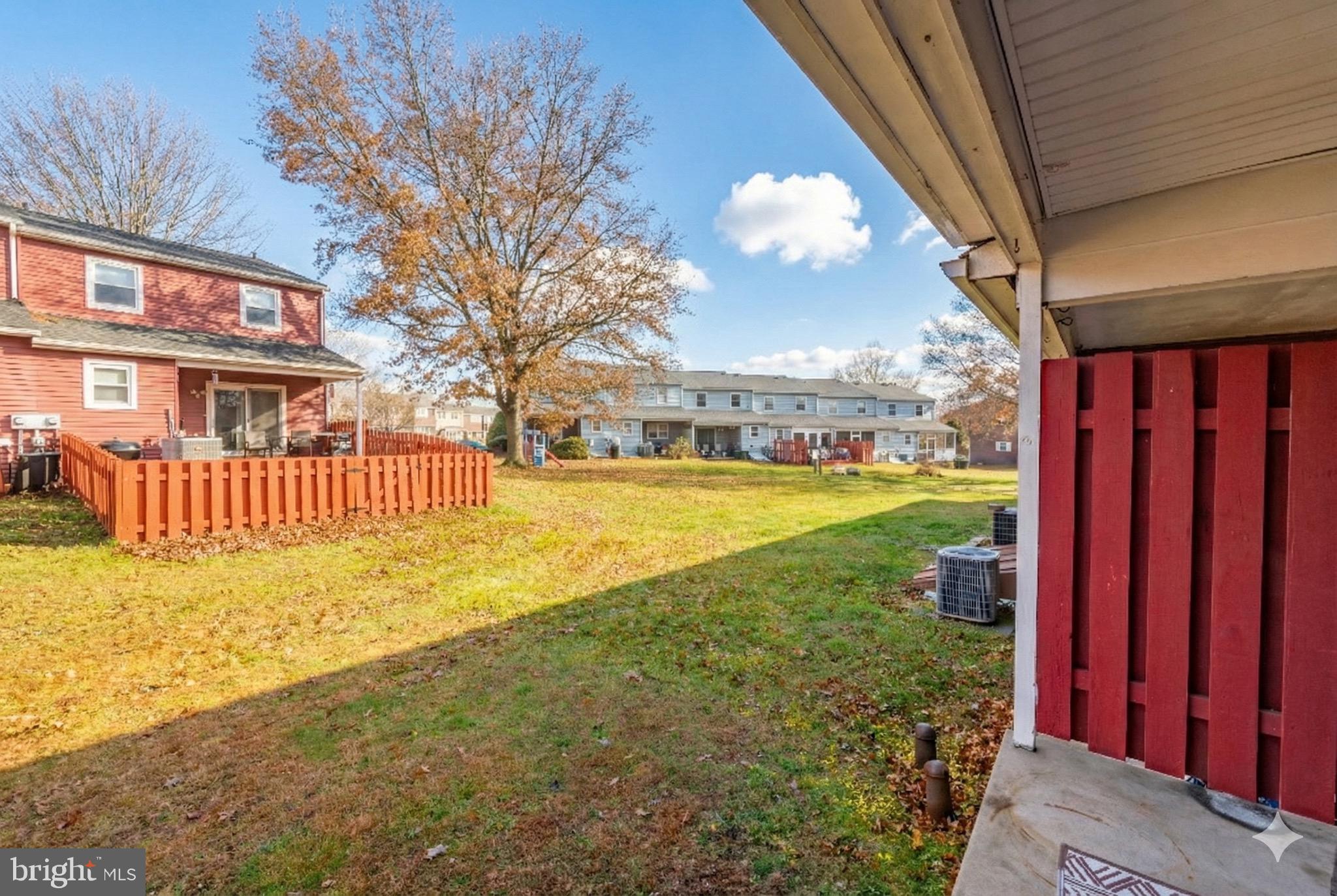 INDIAN VAL MDWS - Residential