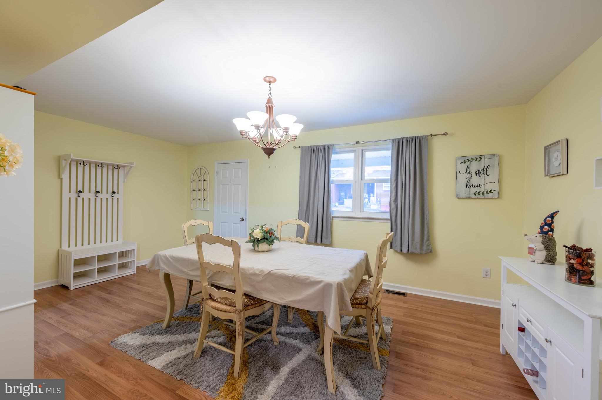 INDIAN VAL MDWS - Residential