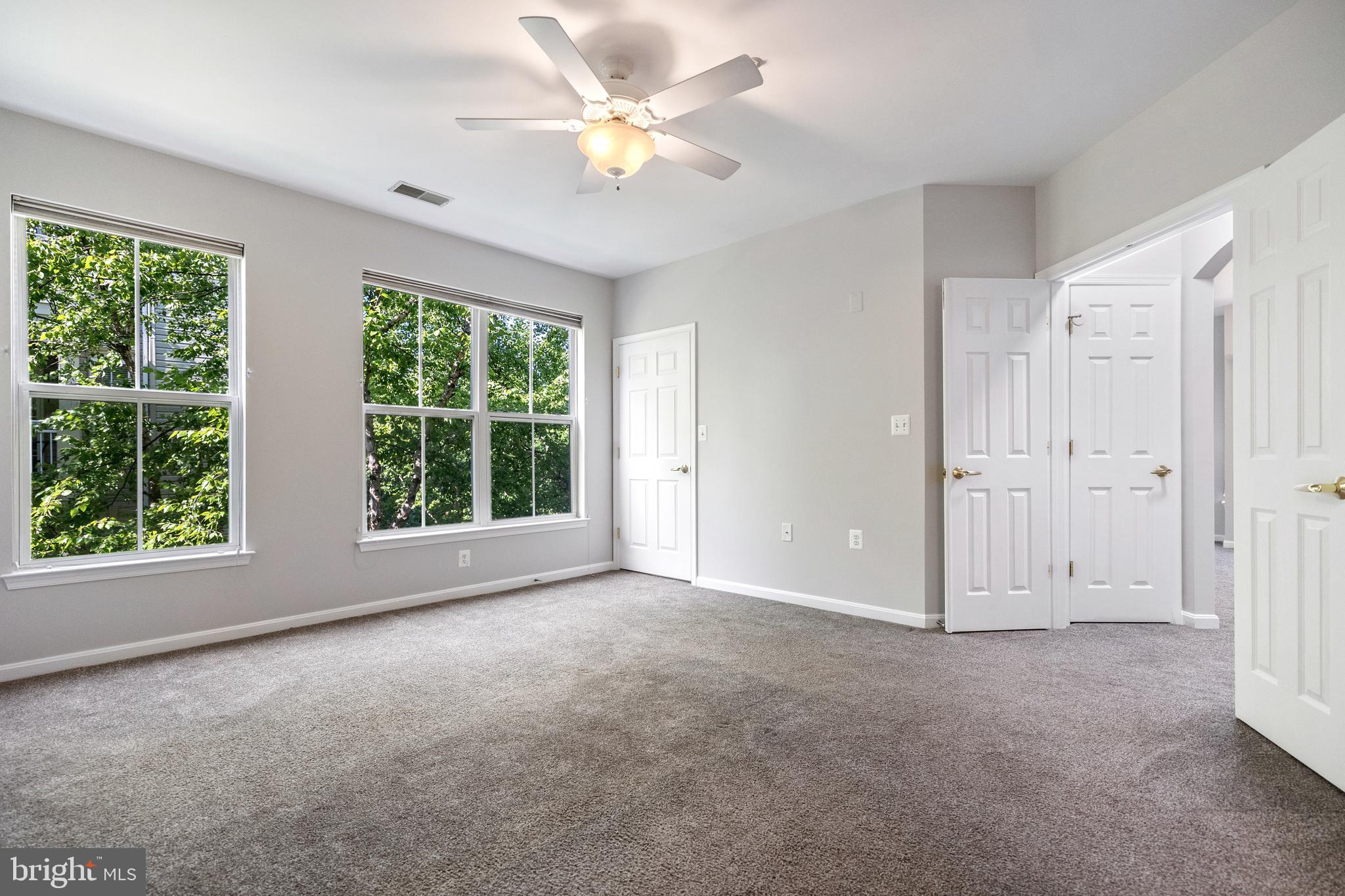 CAMERON STATION - Residential