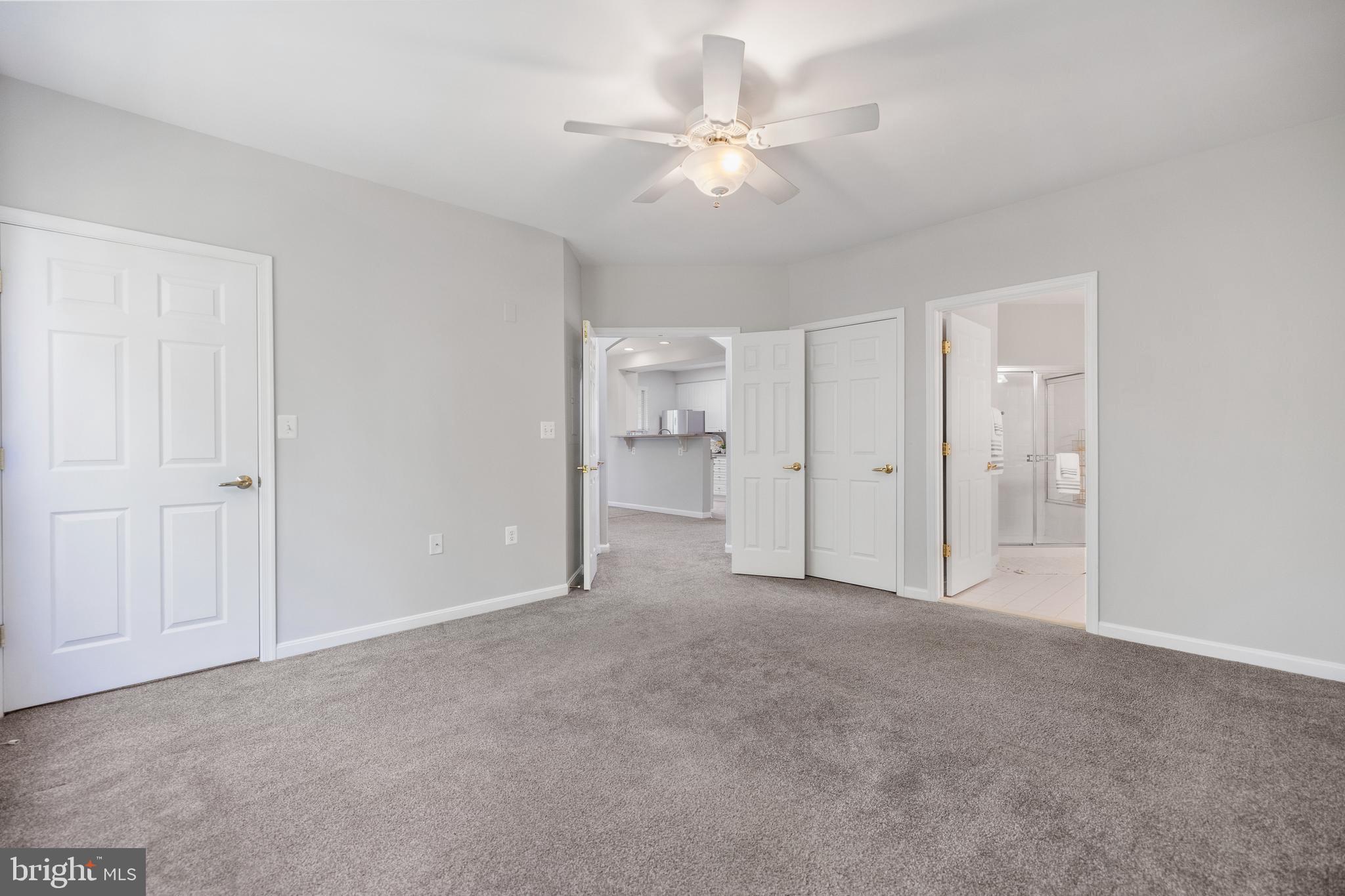 CAMERON STATION - Residential